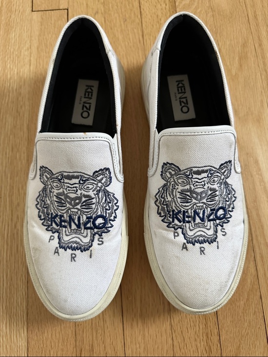Kenzo Shoes - Kenzo Paris white slip-on canvas sneakers with navy embroidered tiger size 8